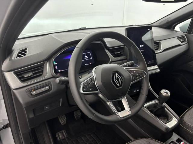 Renault Captur image 1