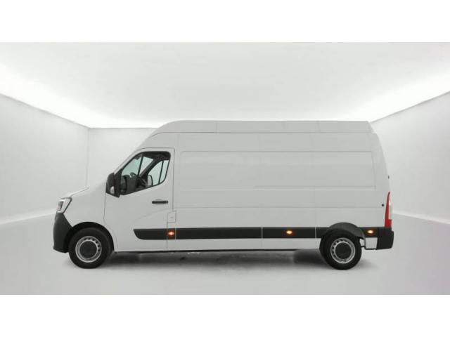 Renault Master image 2