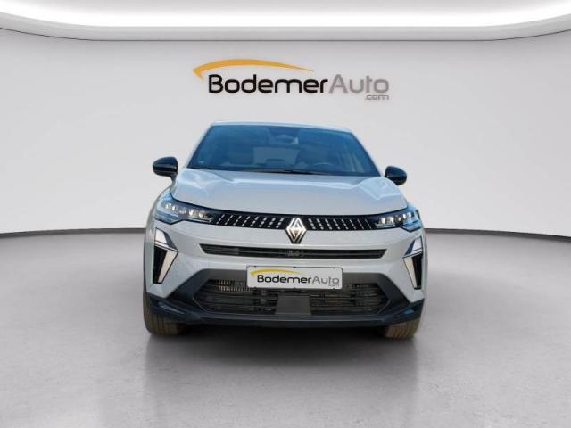 Renault Captur image 2