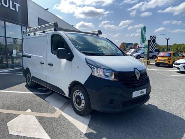 Renault Trafic image 2