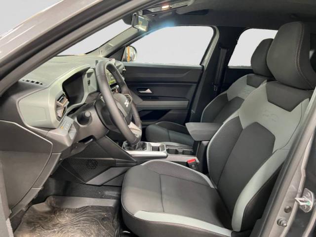 Dacia Duster image 6