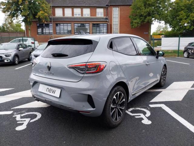 Renault Clio image 2