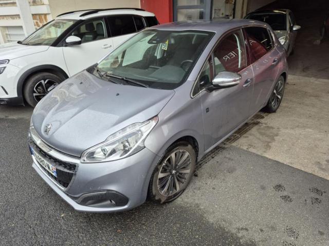 Peugeot 208 Puretech 110 S&s Tech Edition