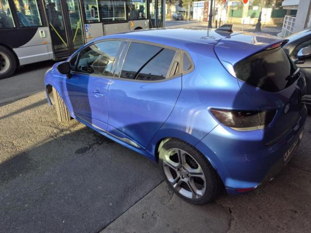 Renault Clio image 2