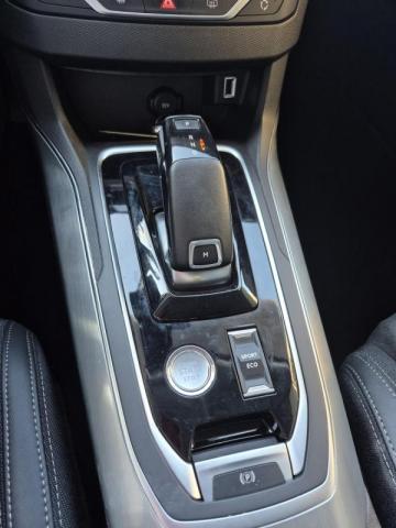 Peugeot 308 image 8