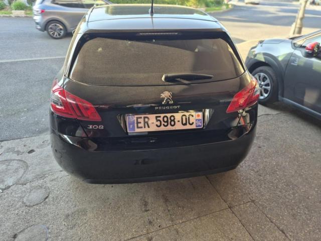 Peugeot 308 image 1