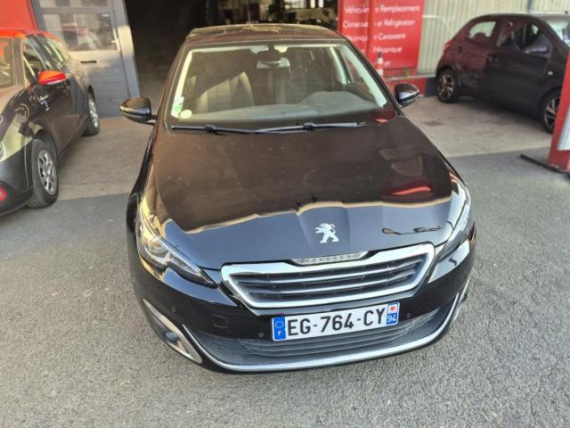 Peugeot 308 image 8