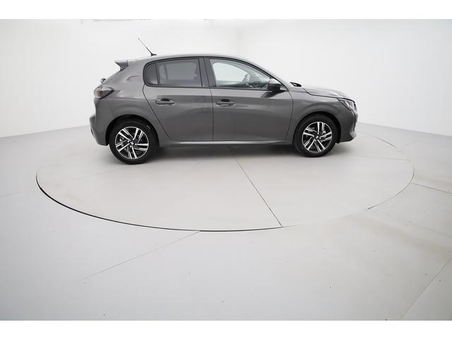 Peugeot 208 image 5