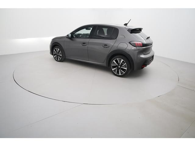 Peugeot 208 image 1
