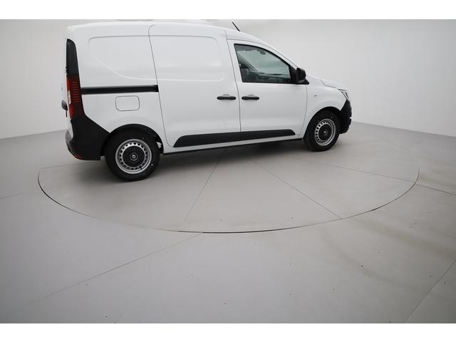 Renault Express Van image 8