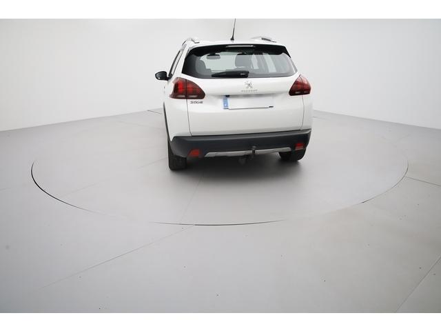 Peugeot 2008 image 1