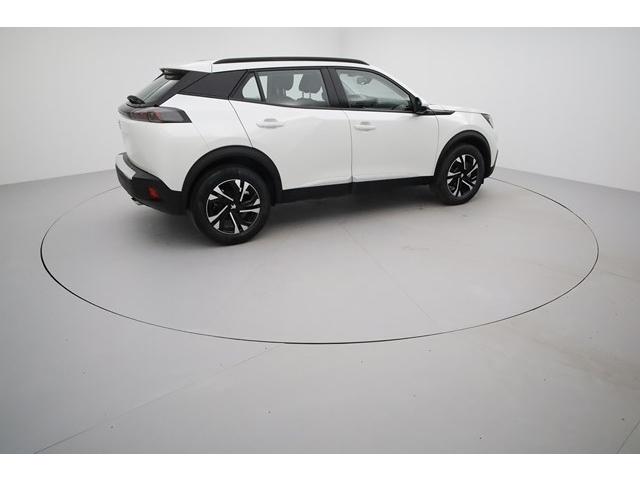 Peugeot 2008 image 8