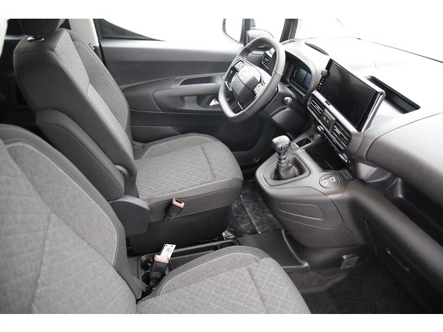 Opel Combo image 6