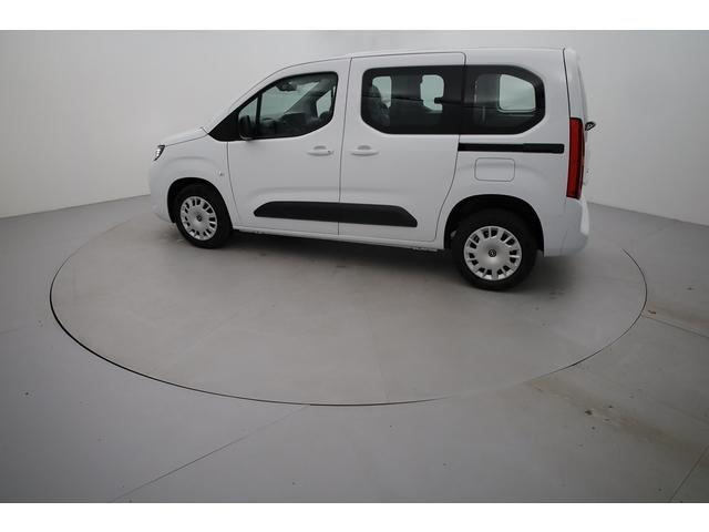 Opel Combo image 4
