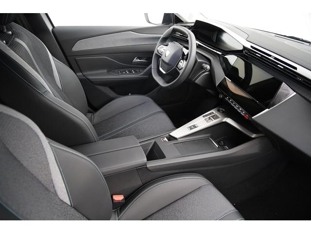 Peugeot 308 image 3