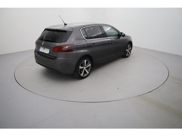 Peugeot 308 image 6