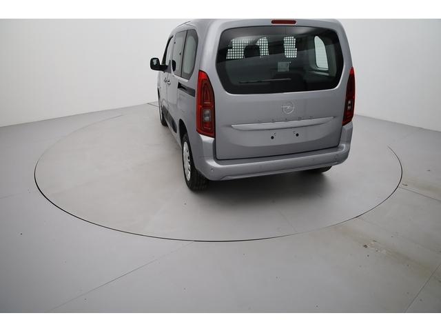 Opel Combo image 1