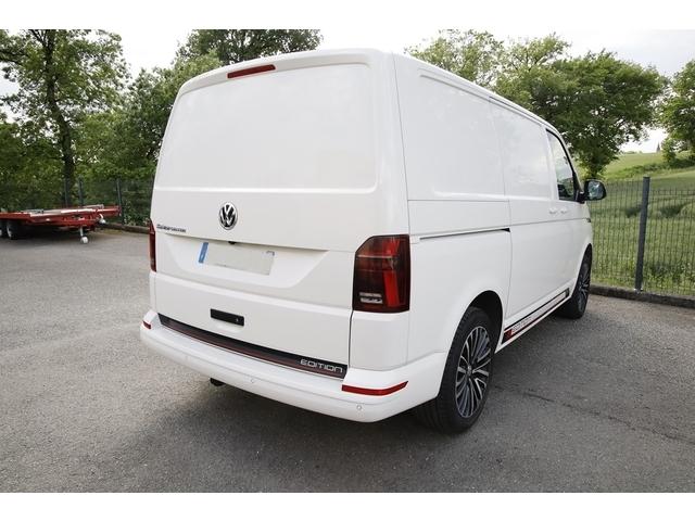 Volkswagen Transporter image 2