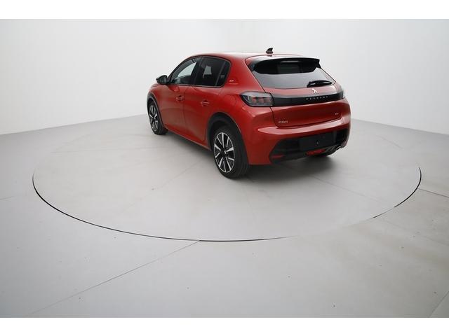 Peugeot 208 image 2