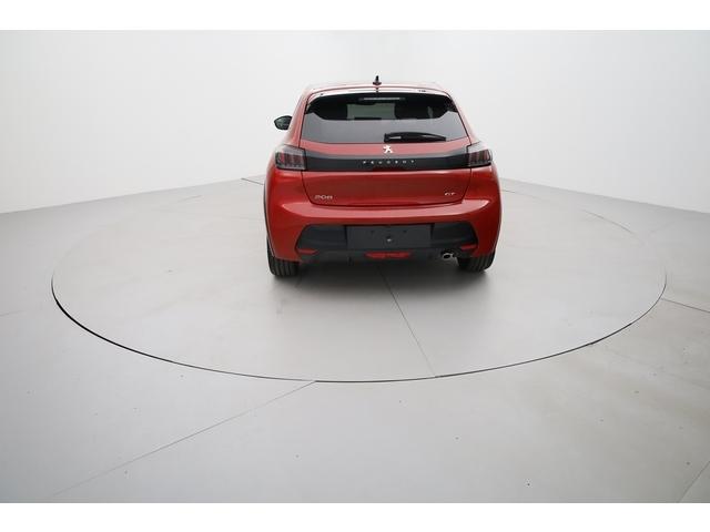 Peugeot 208 image 9