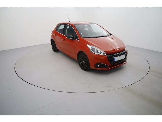 Peugeot 208 image 2