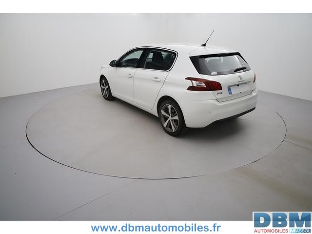 Peugeot 308 image 2