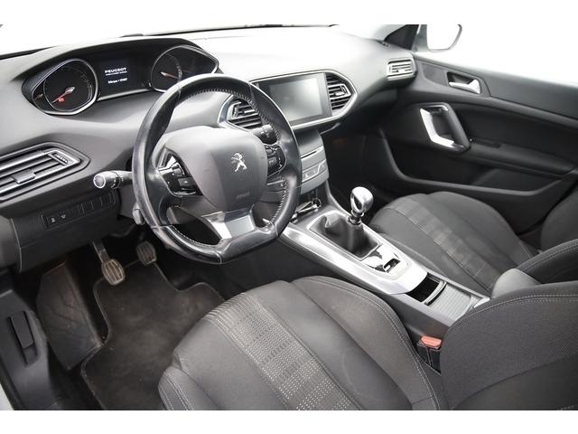 Peugeot 308 image 7