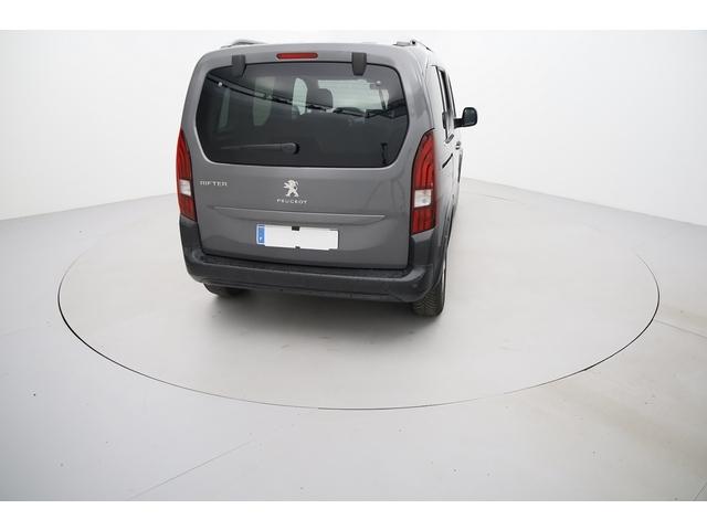 Peugeot Rifter image 1