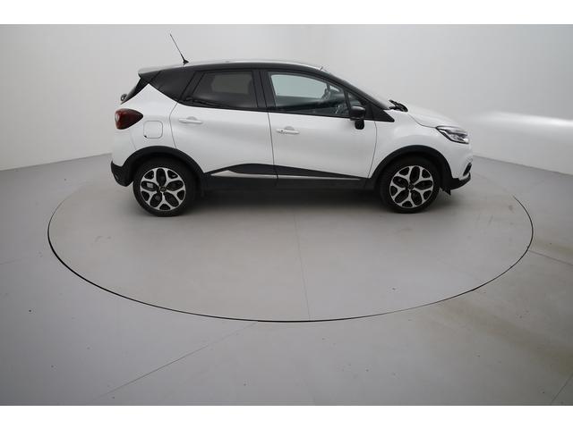 Renault Captur image 2