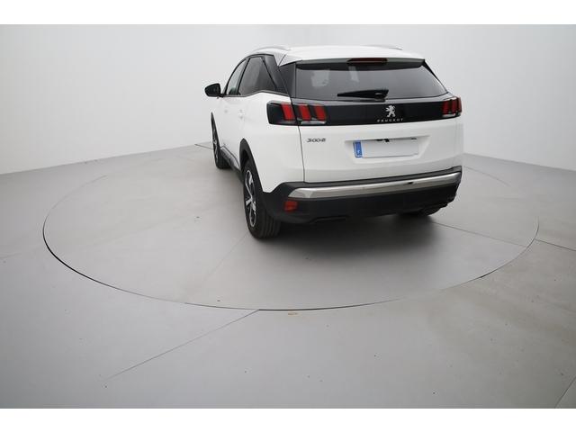 Peugeot 3008 image 3