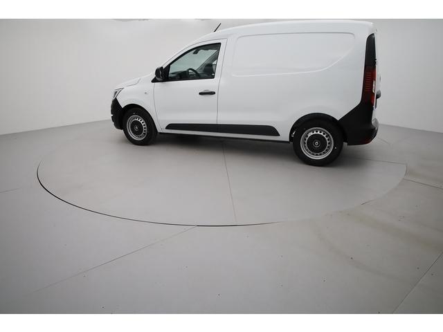Renault Express Van image 3