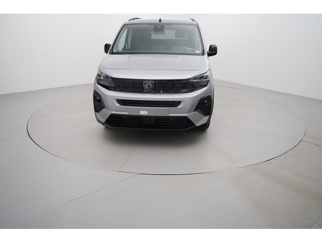 Peugeot Rifter image 9