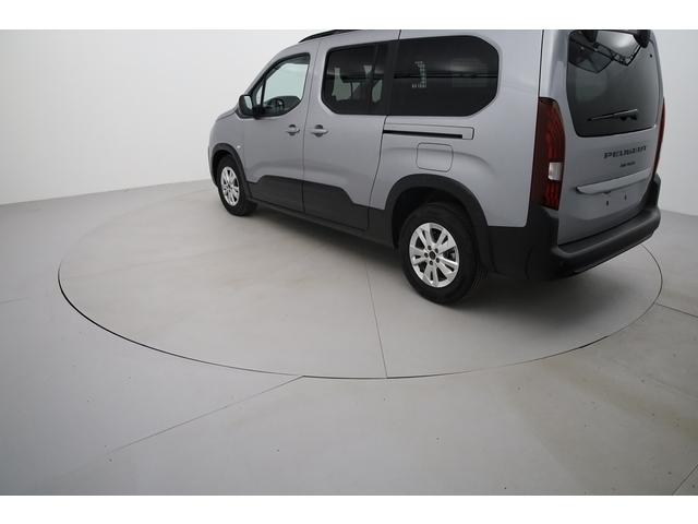 Peugeot Rifter image 5