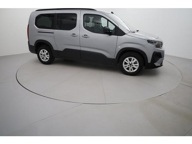 Peugeot Rifter image 9