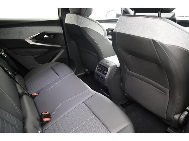 Peugeot 3008 image 6