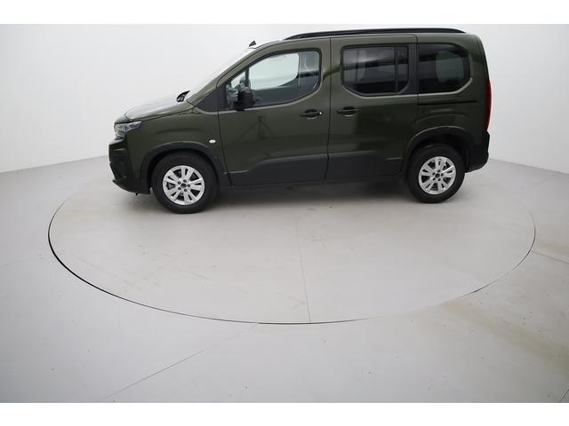 Peugeot Rifter image 8