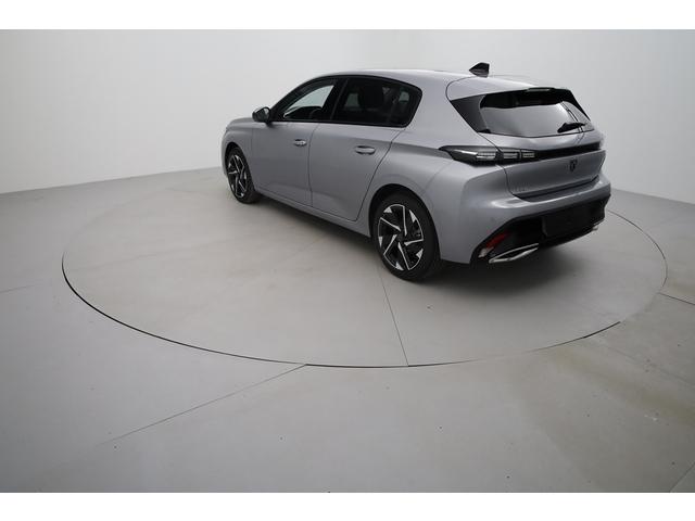 Peugeot 308 image 1