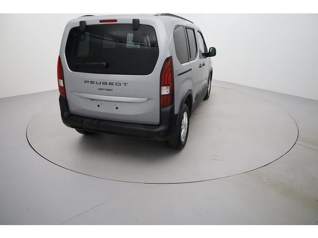 Peugeot Rifter image 3