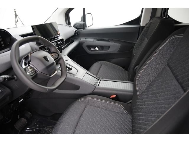 Peugeot Rifter image 1