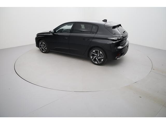Peugeot 308 image 1