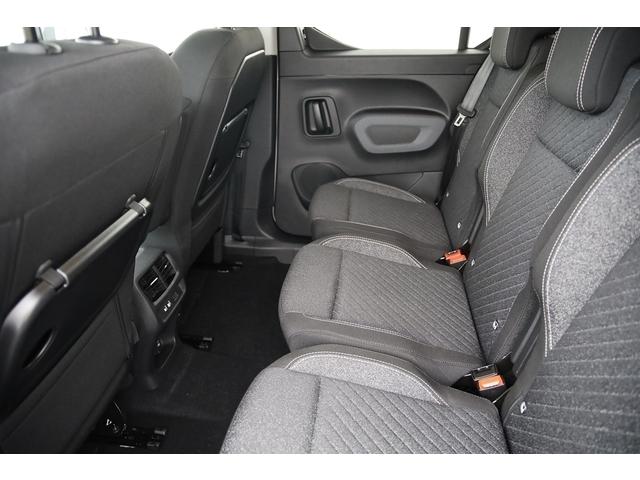 Peugeot Rifter image 9