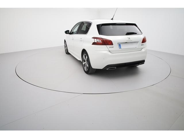 Peugeot 308 image 1