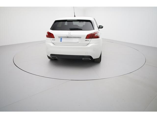 Peugeot 308 image 2