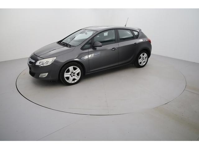 Opel Astra image 8