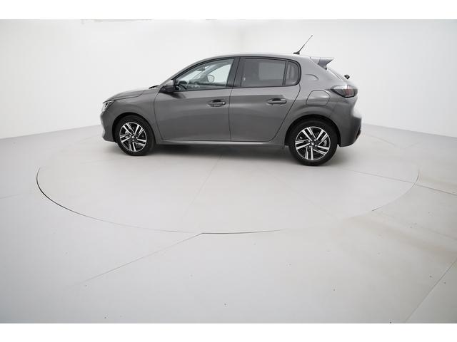 Peugeot 208 image 1