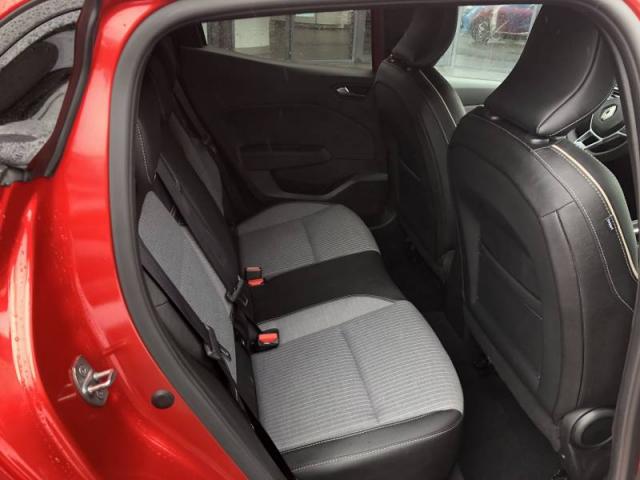 Renault Clio image 7