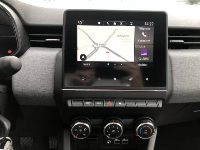 Renault Clio image 1
