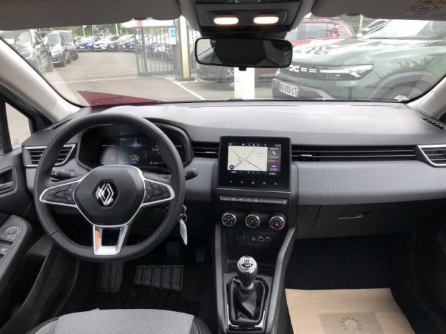 Renault Clio image 2