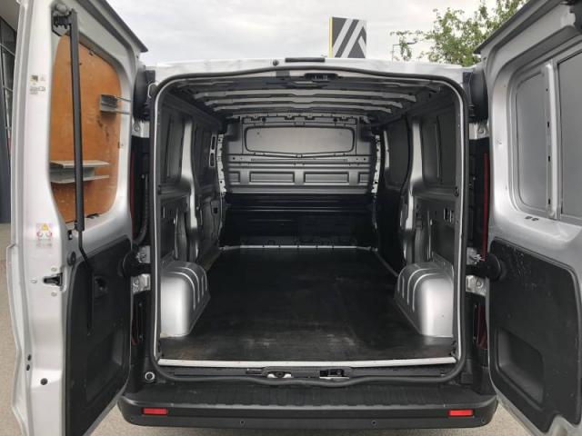 Renault Trafic image 7