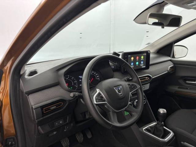 Dacia Sandero image 1